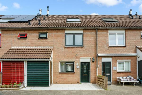 Woning Simon Vestdijk-erf 81 Dordrecht