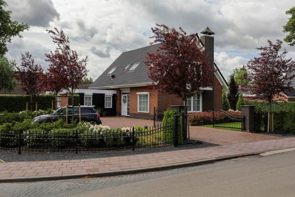Woning Hoofdkanaal OZ 60 Emmer-Compascuum