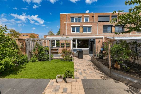 Woning Schubertpad 50 Oud-Beijerland