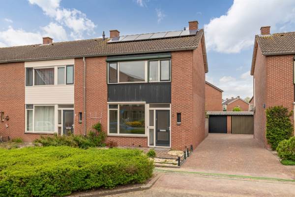 Woning Willem van Oranjestraat 34 Buren (GE) - Oozo.nl