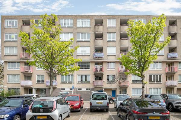 Woning Margarethaland 525 Den Haag