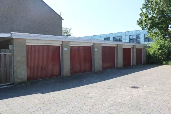 Garage Meppelrade 207 Den Haag