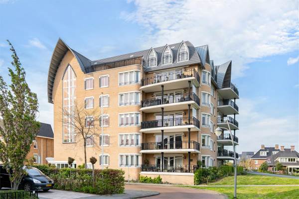 Woning Aagje Dekenkade 89 Voorschoten