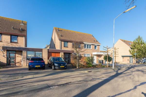 Woning Grote Buitendijk 74 Velserbroek