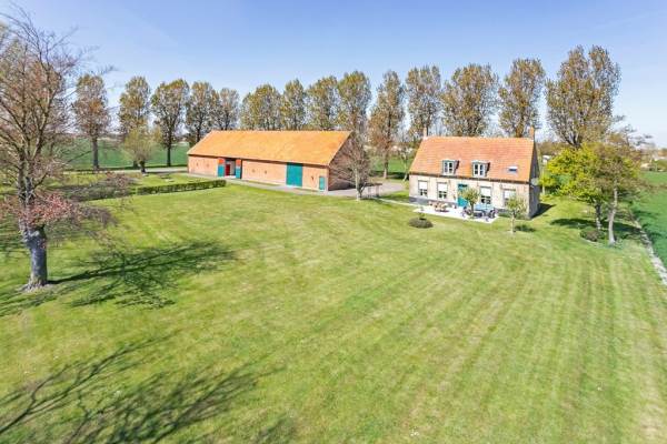 Woning Nieuwehovendijk 2 NIEUWVLIET