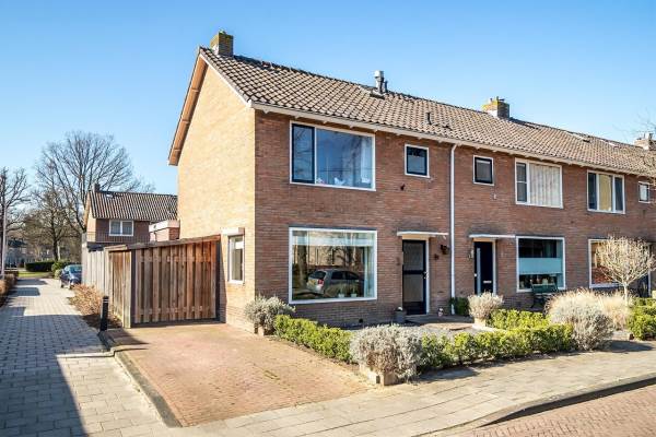 Woning Eschstraat 1 Dalfsen