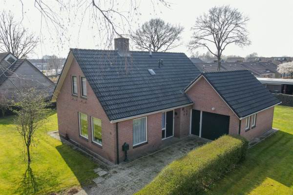 Woning Burg.van Haersoltestraat 43 Nieuwleusen