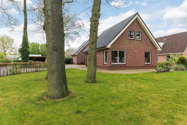 Woning Kerklaan 8 Erica