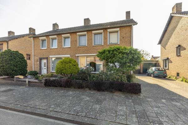 Woning Begoniastraat 30 Echt