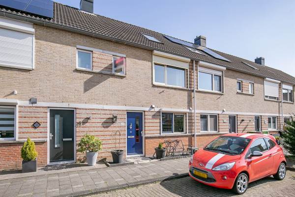 Woning Marie van Zeggelenstraat 43 Spijkenisse
