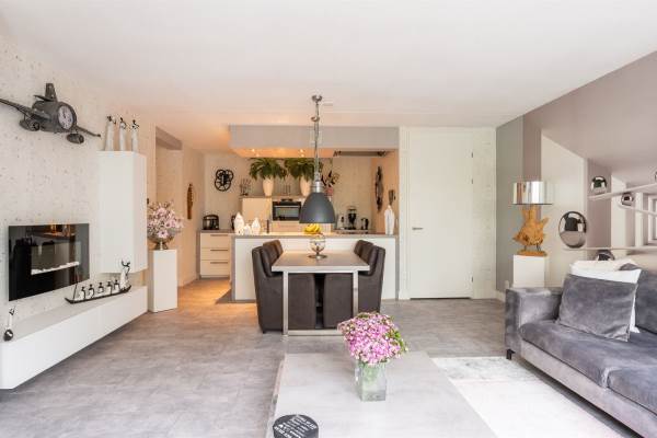 Woning Hugo de Grootstraat 83 Schiedam - Oozo.nl Woning Hugo De Grootstraat 83 Schiedam - Oozo.Nl