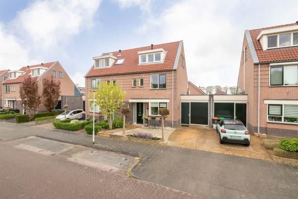 Woning Parelsnoer 82 Rhoon