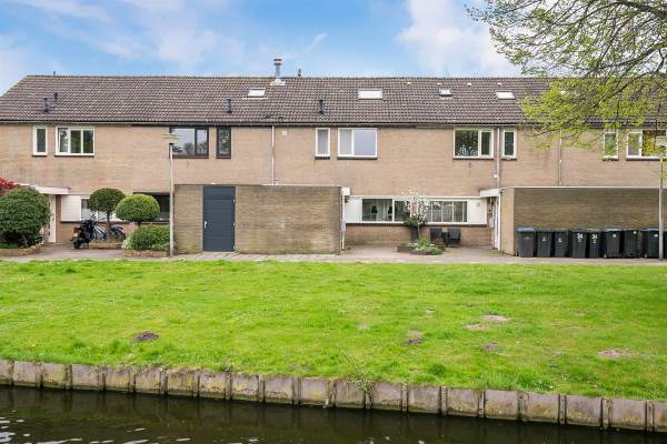 Woning Jacob van Lennephof 34 Hellevoetsluis