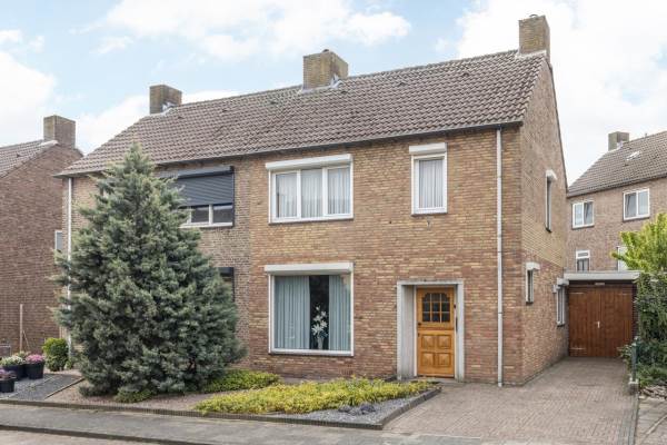 Woning Julianastraat 2 Merkelbeek