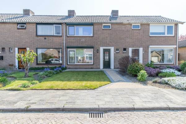 Woning Deltastraat 17 Krabbendijke