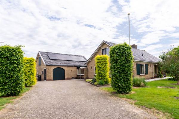 Woning Haarstraat 42 Tuil
