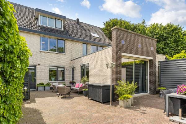 Woning Weerdenborch 57 Waardenburg