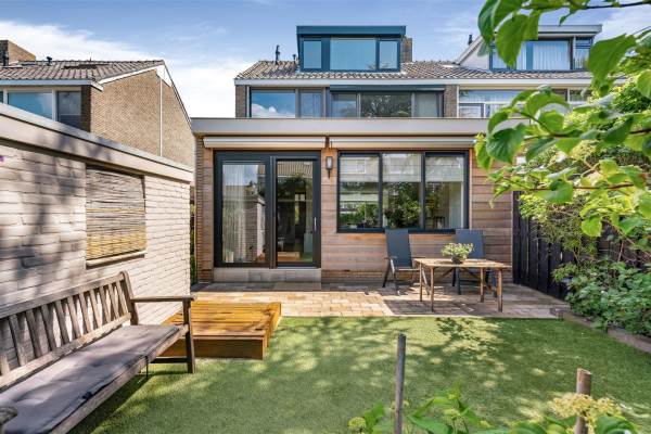 Woning Cornelis Evertsenstraat 100 Zwijndrecht
