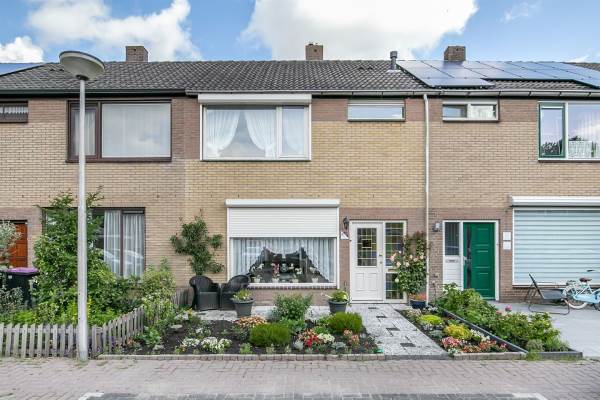 Woning Sparrenstraat 12 Spijkenisse