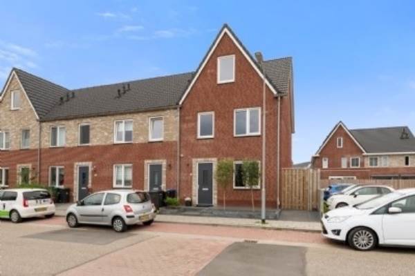 Woning Vijverlaan 30 Tiel