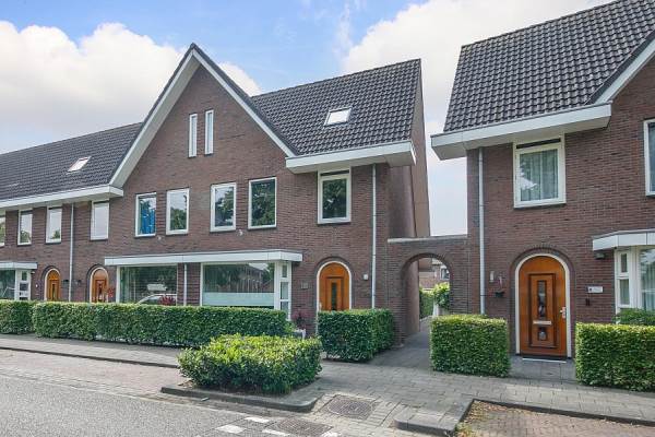 Woning Troelstraplein 58 MEPPEL