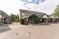 Woning Esdoornhof 188 Kampen