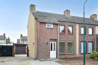 Woning Monseigneur van Enckevoirtstraat 3 Sambeek