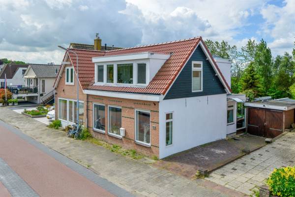 Woning Nieuwemeerdijk 319 Badhoevedorp