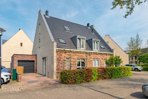 Woning Waalsteen 23 Houten