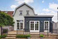 Woning Julianalaan 1 Raamsdonksveer