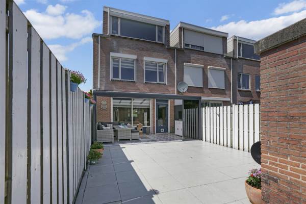 Woning Anna Blamanstraat 64 Hoofddorp
