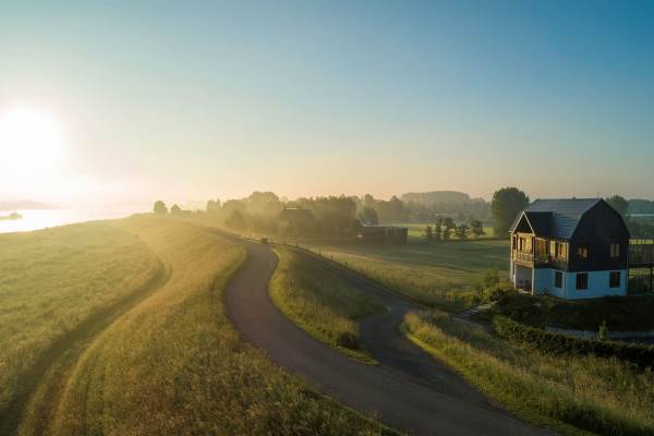 Woning Waalbandijk 109a Beneden-Leeuwen