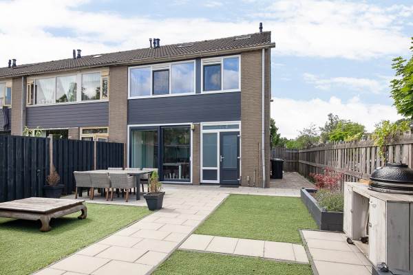 Woning Endenhout 64 Hoogvliet Rotterdam