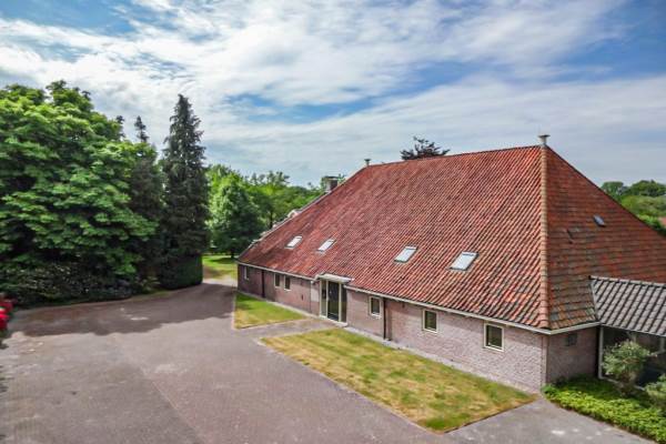 Woning Hoofdweg 248 Nijeholtpade