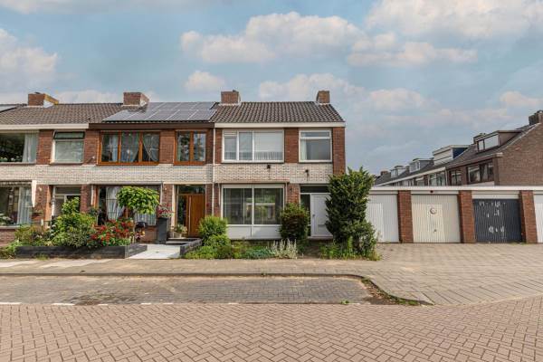 Woning v Mecklenburg Schwerinlaan 8 Waddinxveen