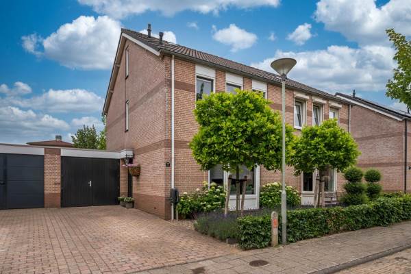 Woning Meidoornlaan 58 Tegelen