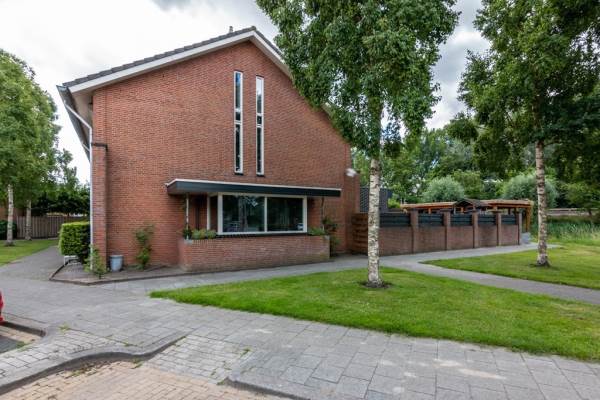 Woning Jan van Almondestraat 127 Poortugaal