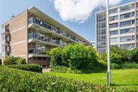 Woning Burgemeester A. van Walsumlaan 11 VLAARDINGEN