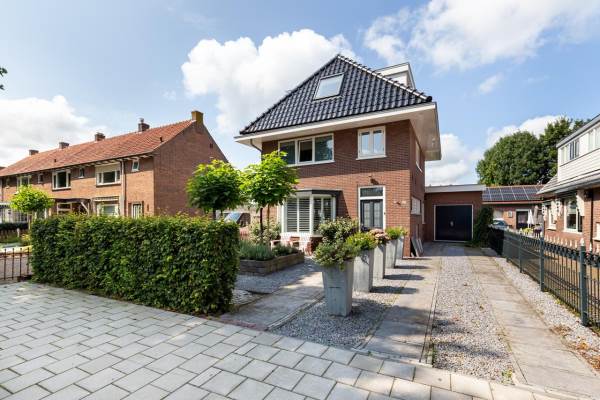 Woning IJweg 129 Zwanenburg