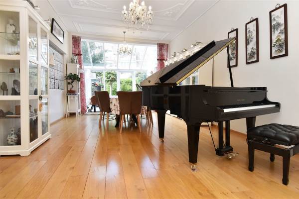 Woning Van Merlenstraat 94 Den Haag