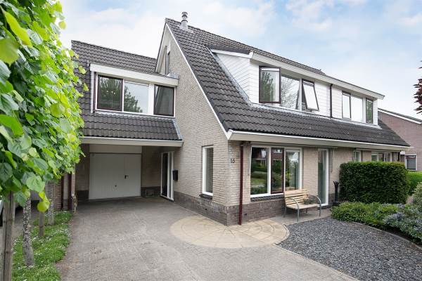 Woning Baron Mackaystraat 15 Bergentheim