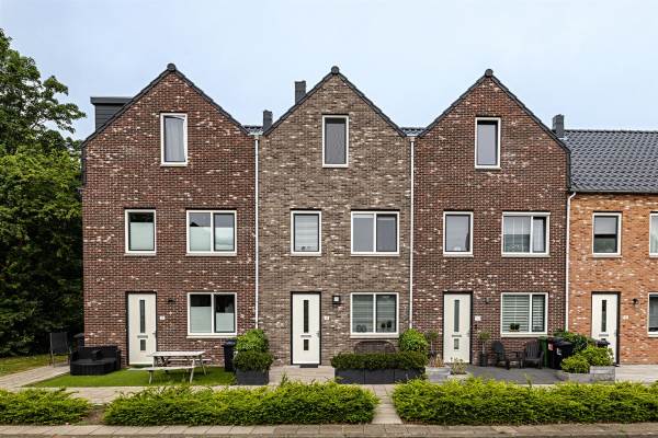 Woning Hoekenes 4 Zwanenburg