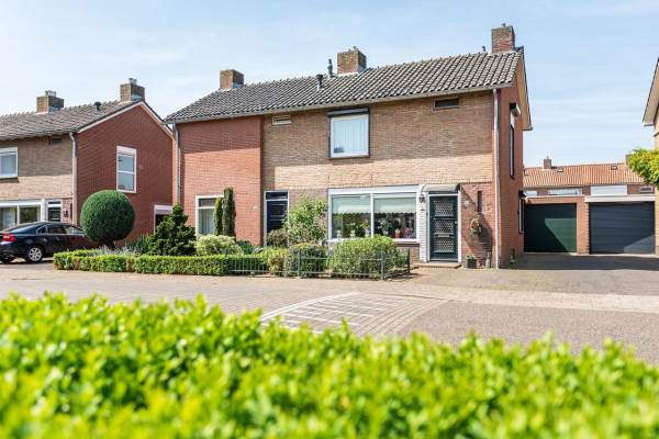 Woning Ds van Dijkstraat 23 Dinxperlo