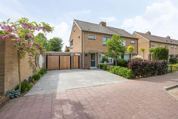 Woning Koningin Julianalaan 47 Leusden