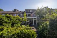 Woning van Bossehof 11 Rijen