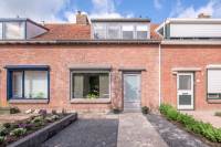 Woning dr. Leenhoutsstraat 23 Hoek
