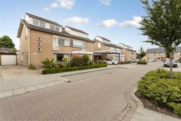 Woning Hertogin Hermingardisstraat 14 Oss