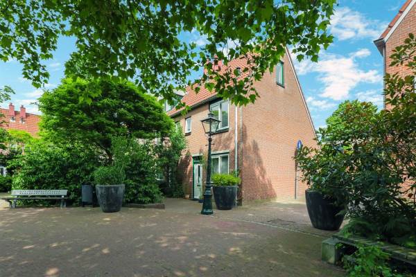 Woning Van der Lubbehof 33 Leiden