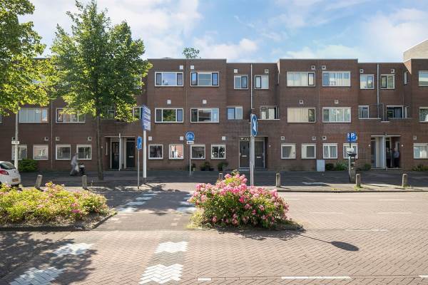 Woning Raadhuislaan 31 Spijkenisse