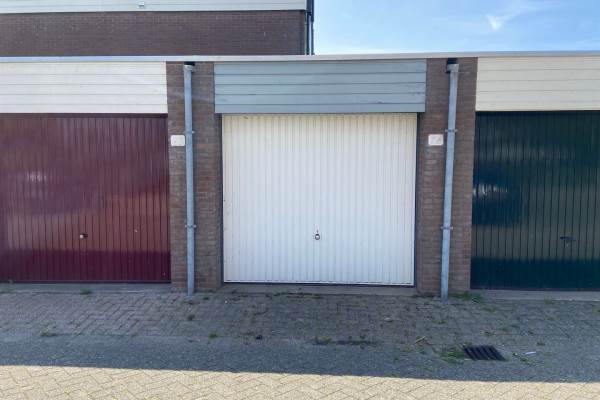 Garage Kraaienest 26 Hellevoetsluis